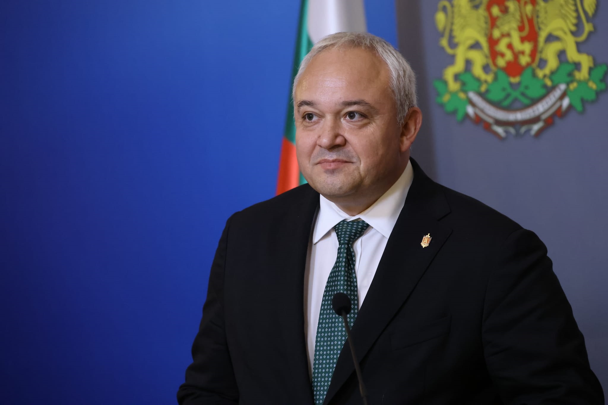 Министър Демерджиев: Очакваме екстрадицията на обвинените за палежа на “Старлинк” в България