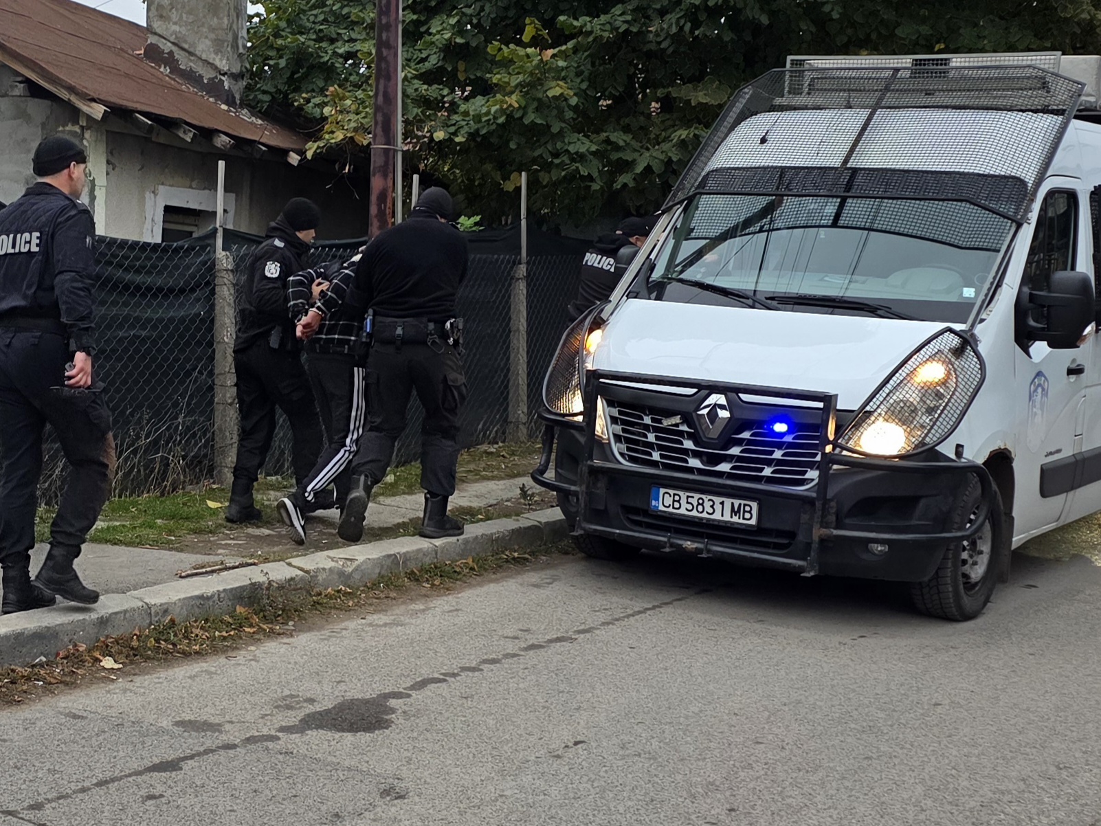 СДВР със СПО за противодействие на нарушенията на политическите права на гражданите от ранните часове на деня